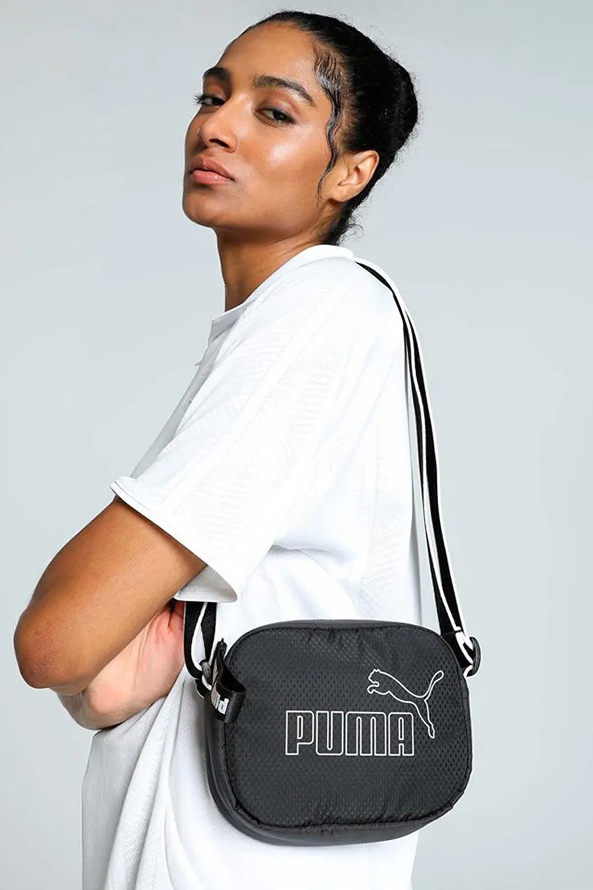 Puma Core Base Kadın Omuz Çantası 09064301 Siyah