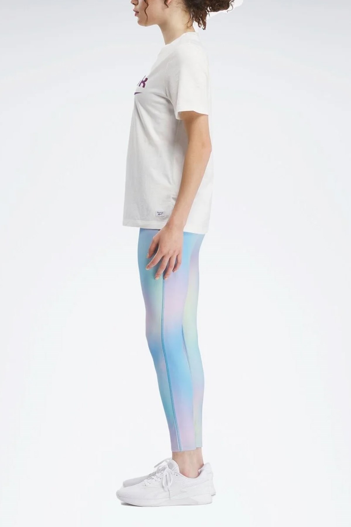 Reebok Gradient Graphic Kadın Tişört 101695411 Ekru