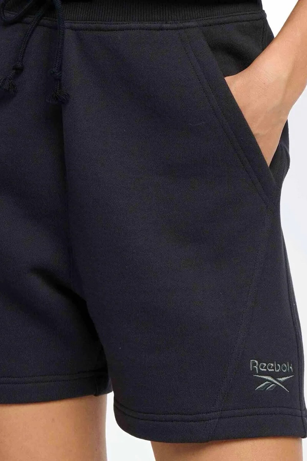 Reebok Basketbol Kadın Şort Siyah