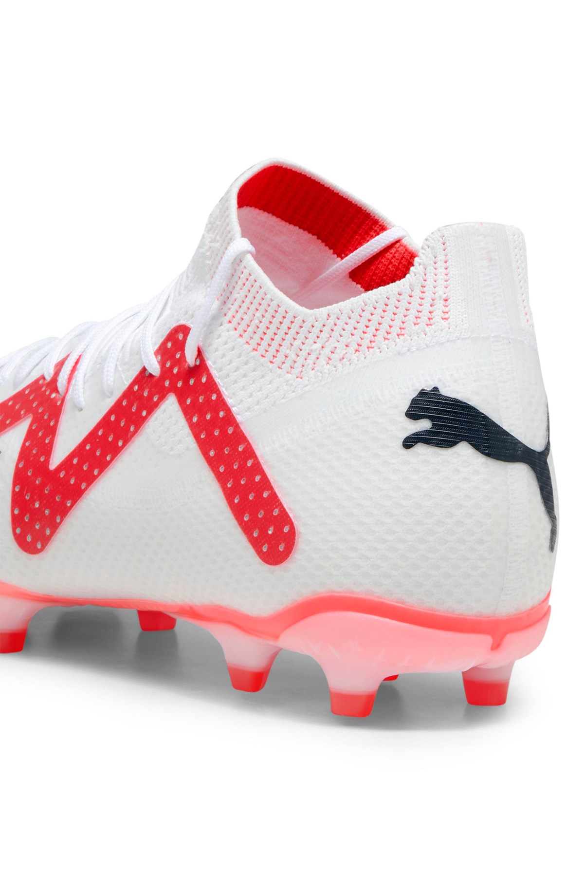 Puma Futura Pro Fg/Ag Krampon 10736101 Beyaz