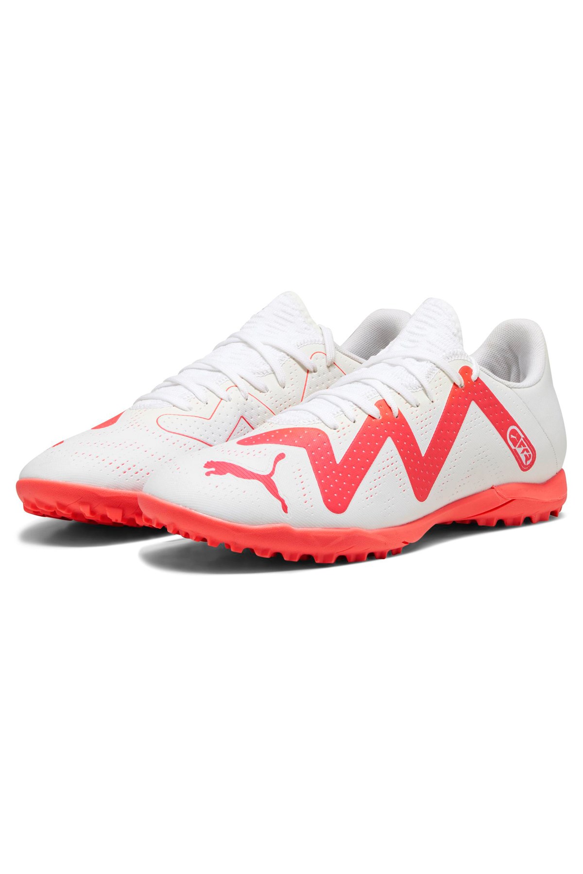 Puma Future Play TT Halı Saha Ayakkabı 10738101 Beyaz