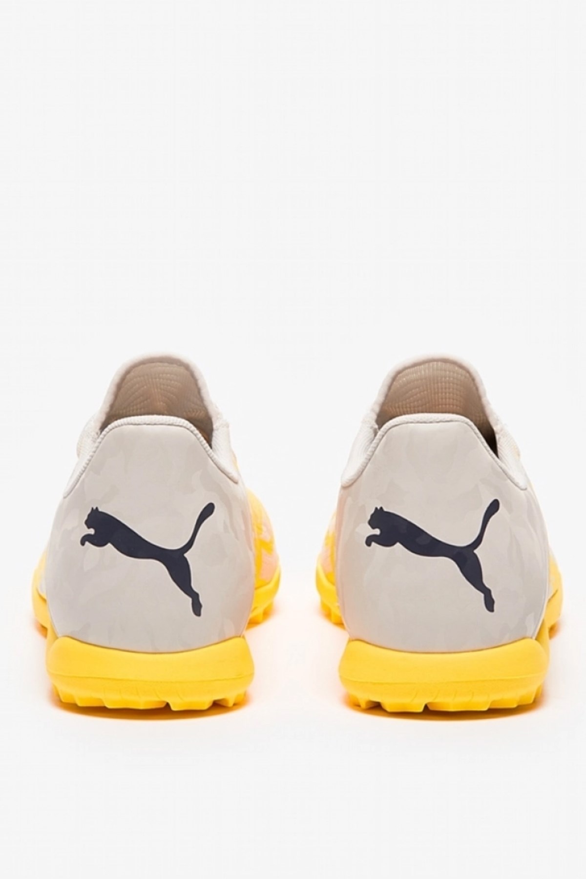 Puma Future Play TT Halı Saha Ayakkabı 10738104 Gri