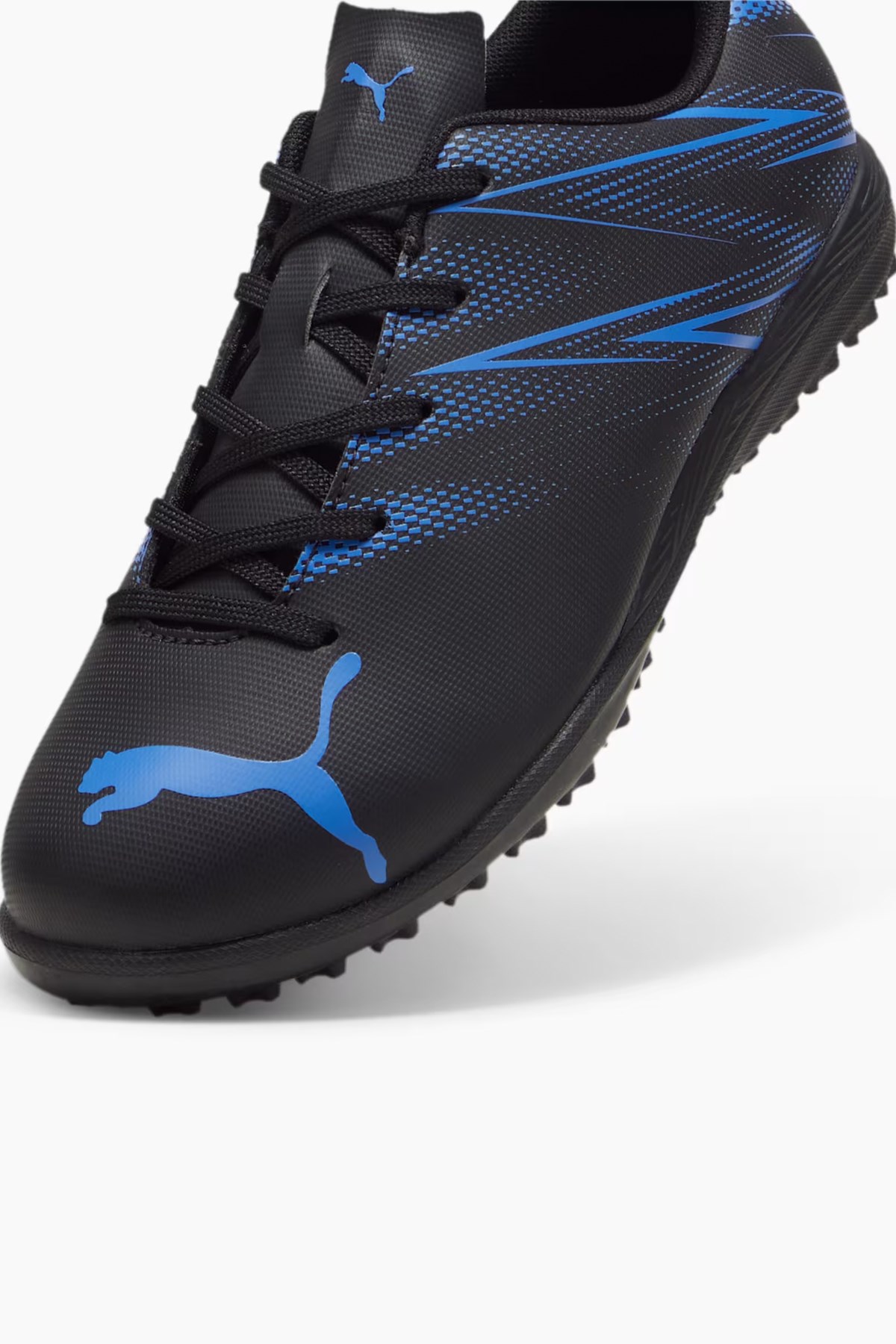 Puma Attacanto TT Jr Çocuk Halı Saha Ayakkabısı 10748108 Siyah