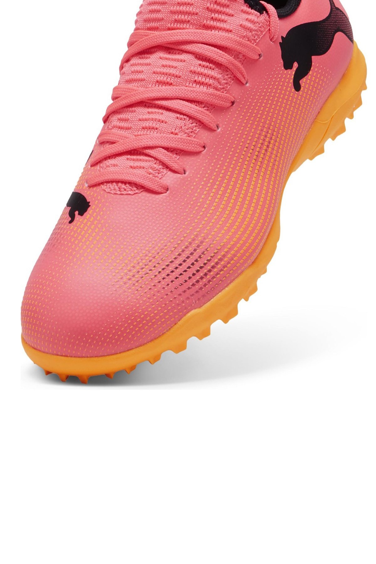 Puma Future 7 Play Tt Jr Halı saha Ayakkabı 10773703 Pembe