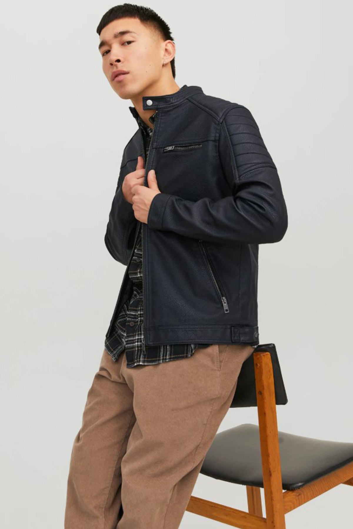 Jack & Jones Jjerocky Erkek Mont  12147218 Black