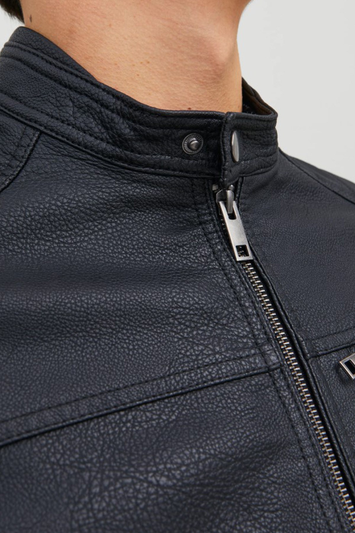 Jack & Jones Jjerocky Erkek Mont  12147218 Black