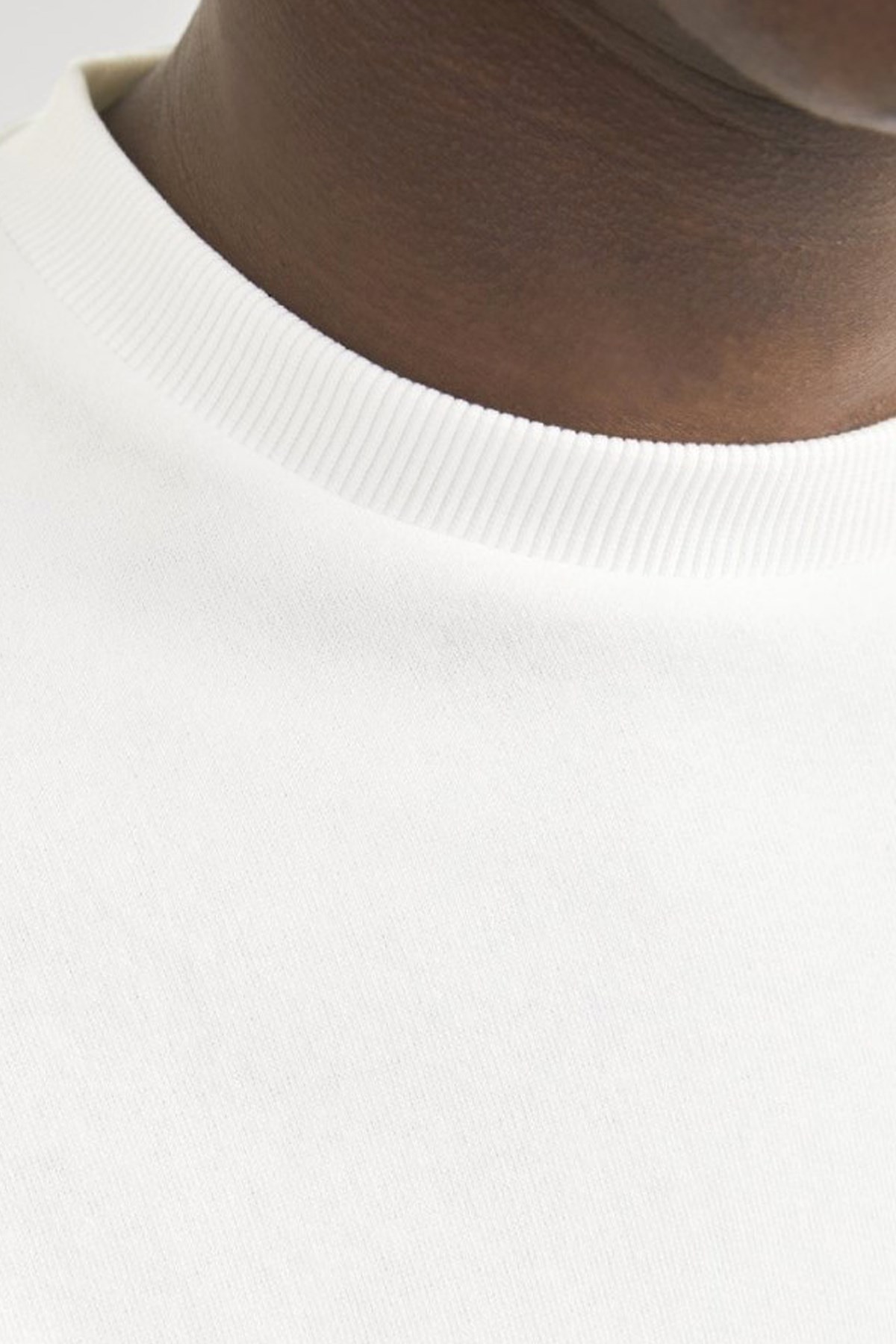 Jack & Jones Jjebradley Erkek Sweatshirt 12249341 Beyaz