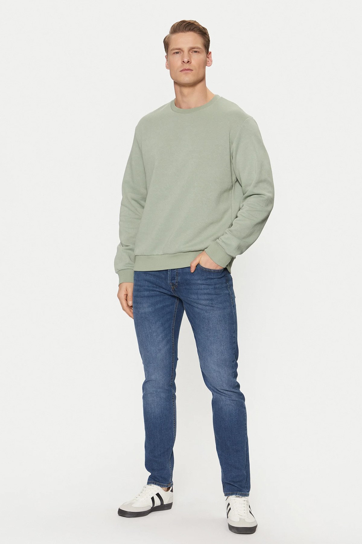 Jack & Jones Jjebradley Erkek Sweatshirt 12249341 Yeşil