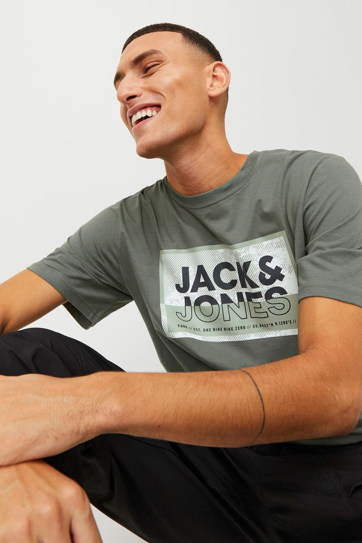 Jack & Jones Erkek Tişört 12253442 Yeşil