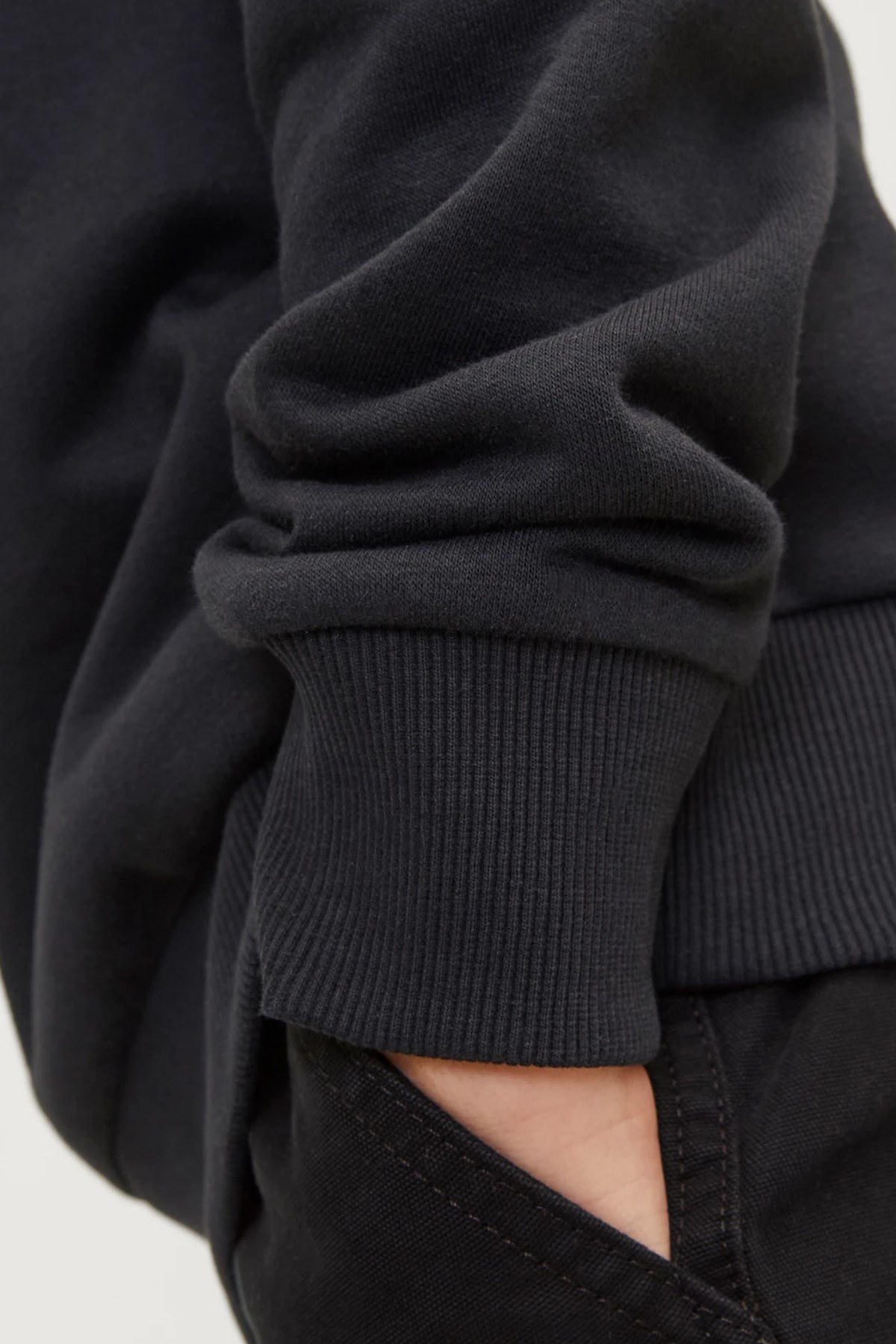 Jack & Jones Çocuk Jjecaleb Sweatshirt 12258967 Siyah