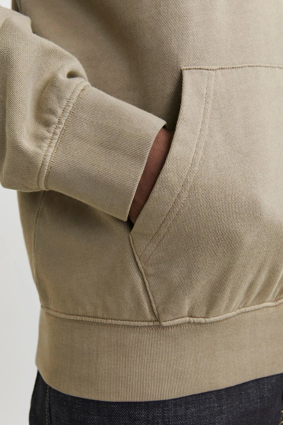 Jack & Jones Jjecharge Faded Erkek Sweatshirt 12268272 Gümüş