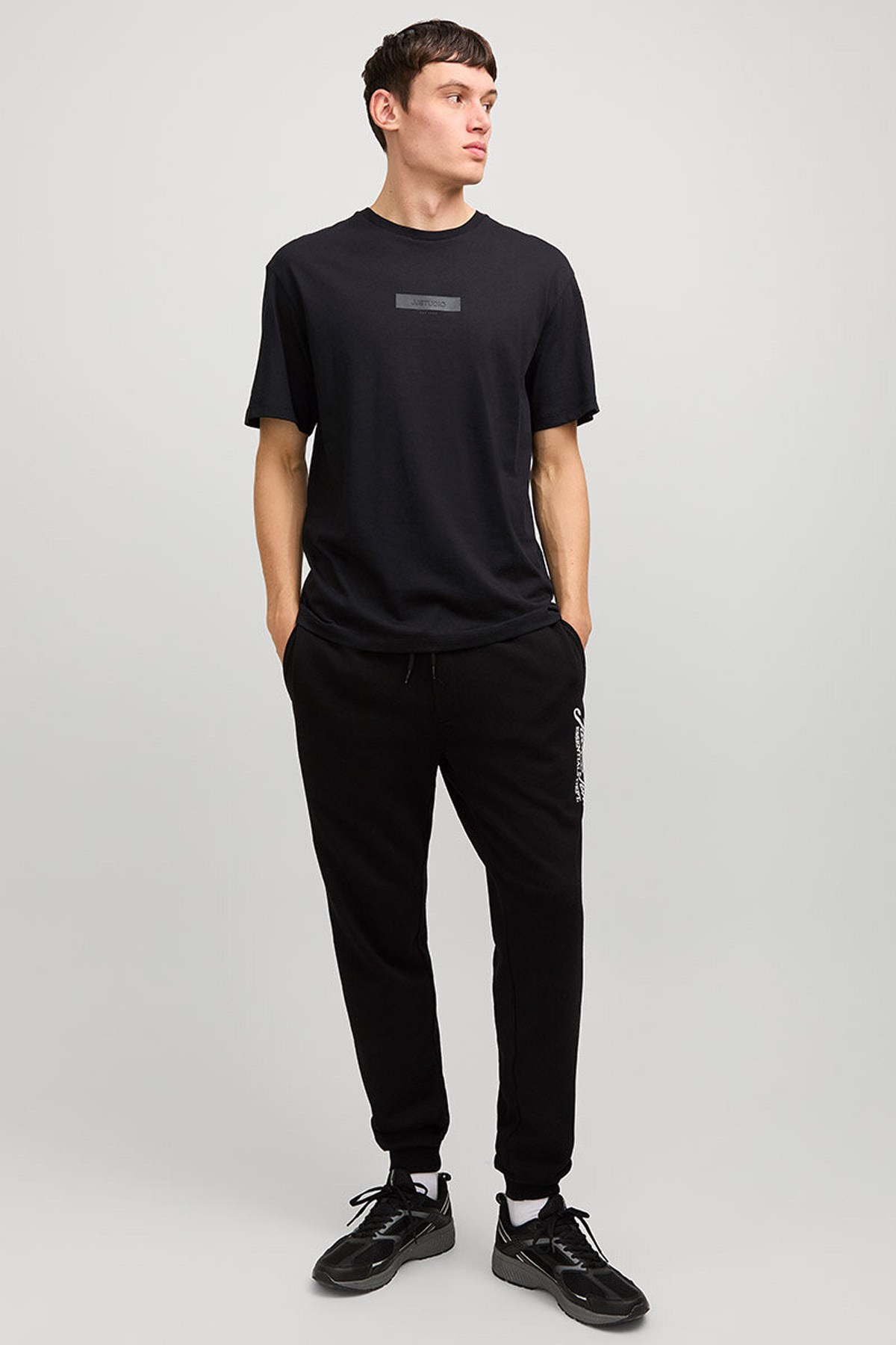 Jack & Jones Jjtaka Erkek Tişört 12269369 Siyah