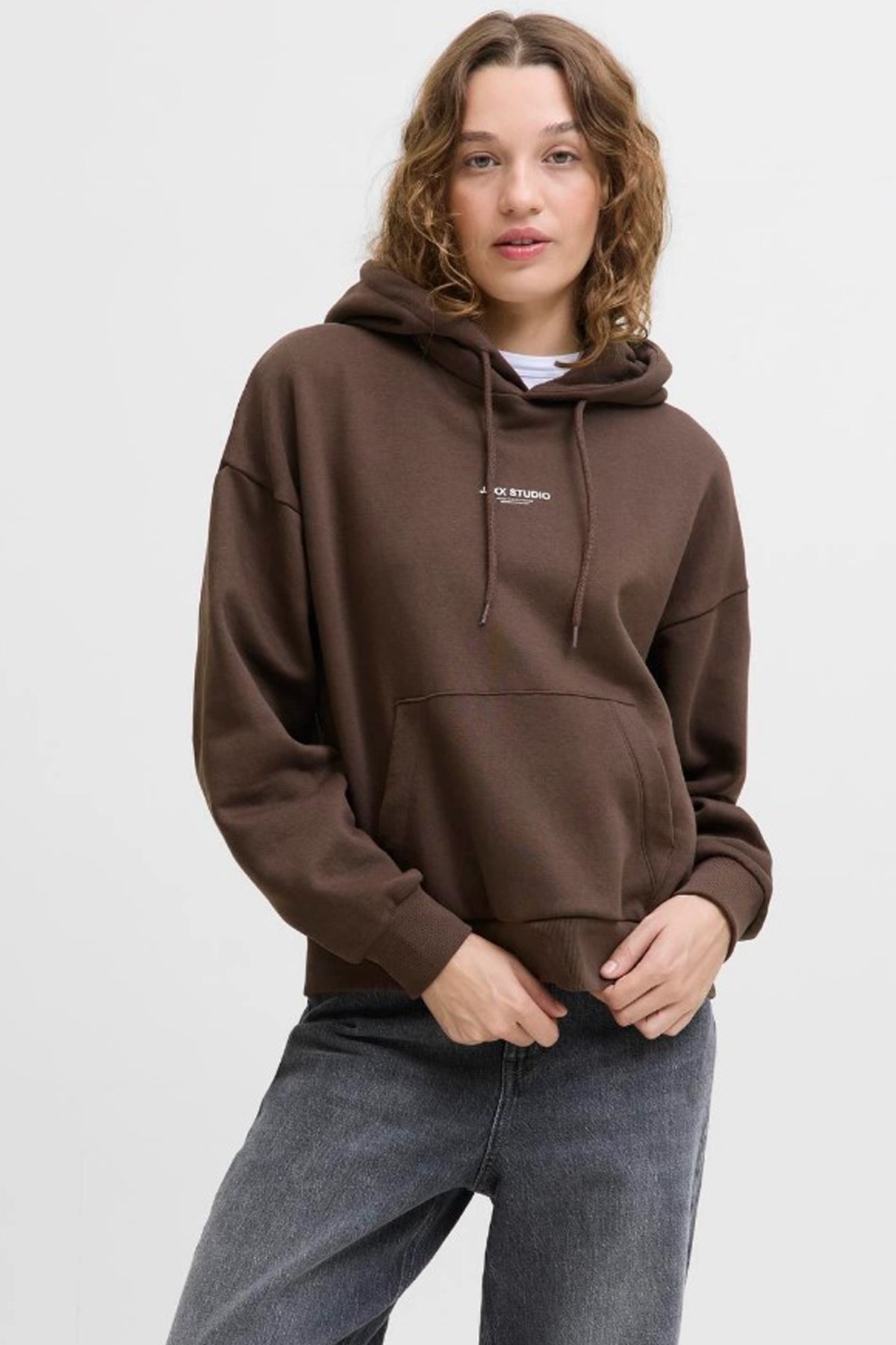 Jack & Jones Jxstudio Kadın Sweatshirt 12280152 Kahverengi