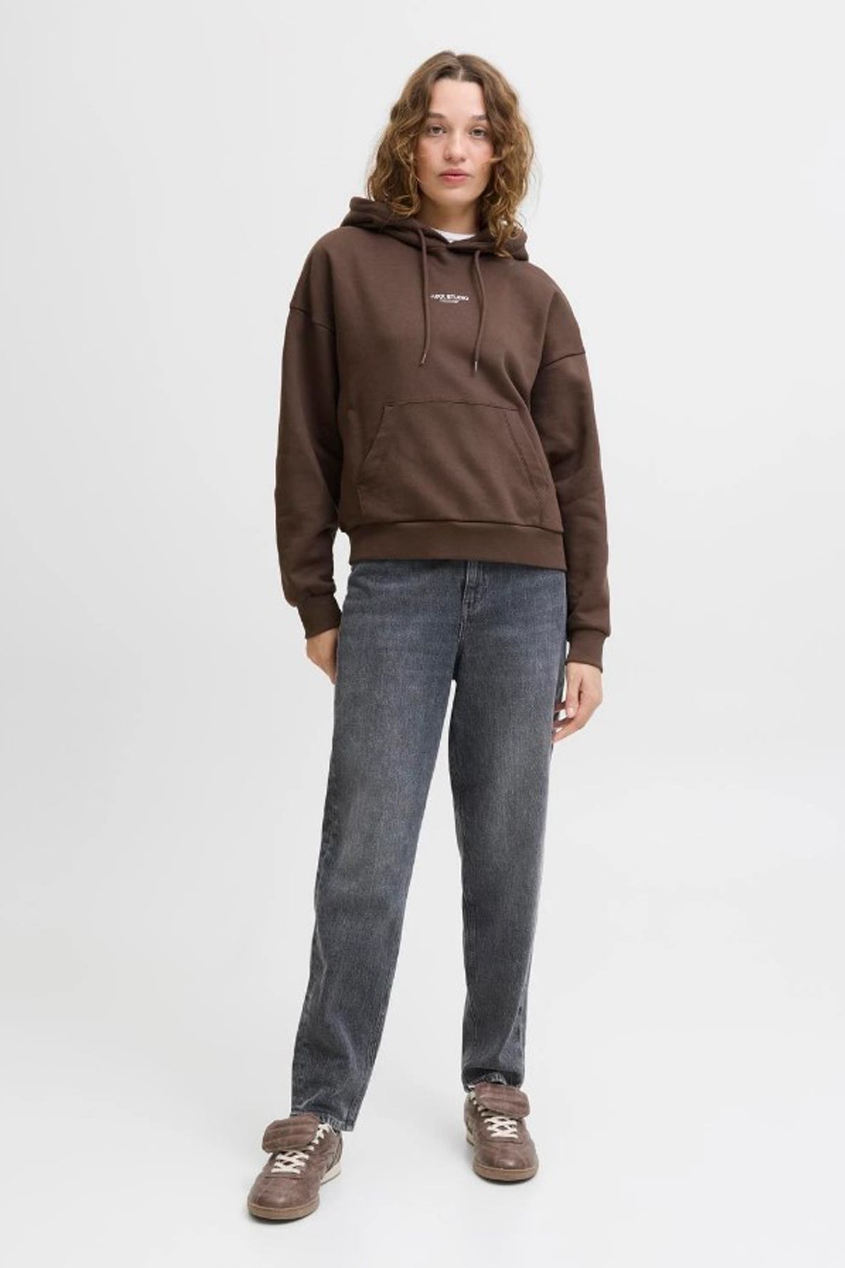 Jack & Jones Jxstudio Kadın Sweatshirt 12280152 Kahverengi