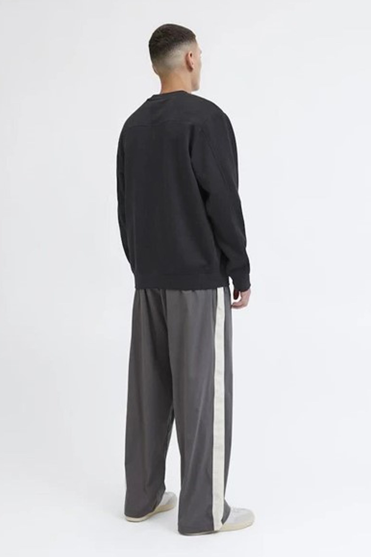 Jack & Jones Jcopoint Erkek Sweatshirt 12285667 Siyah
