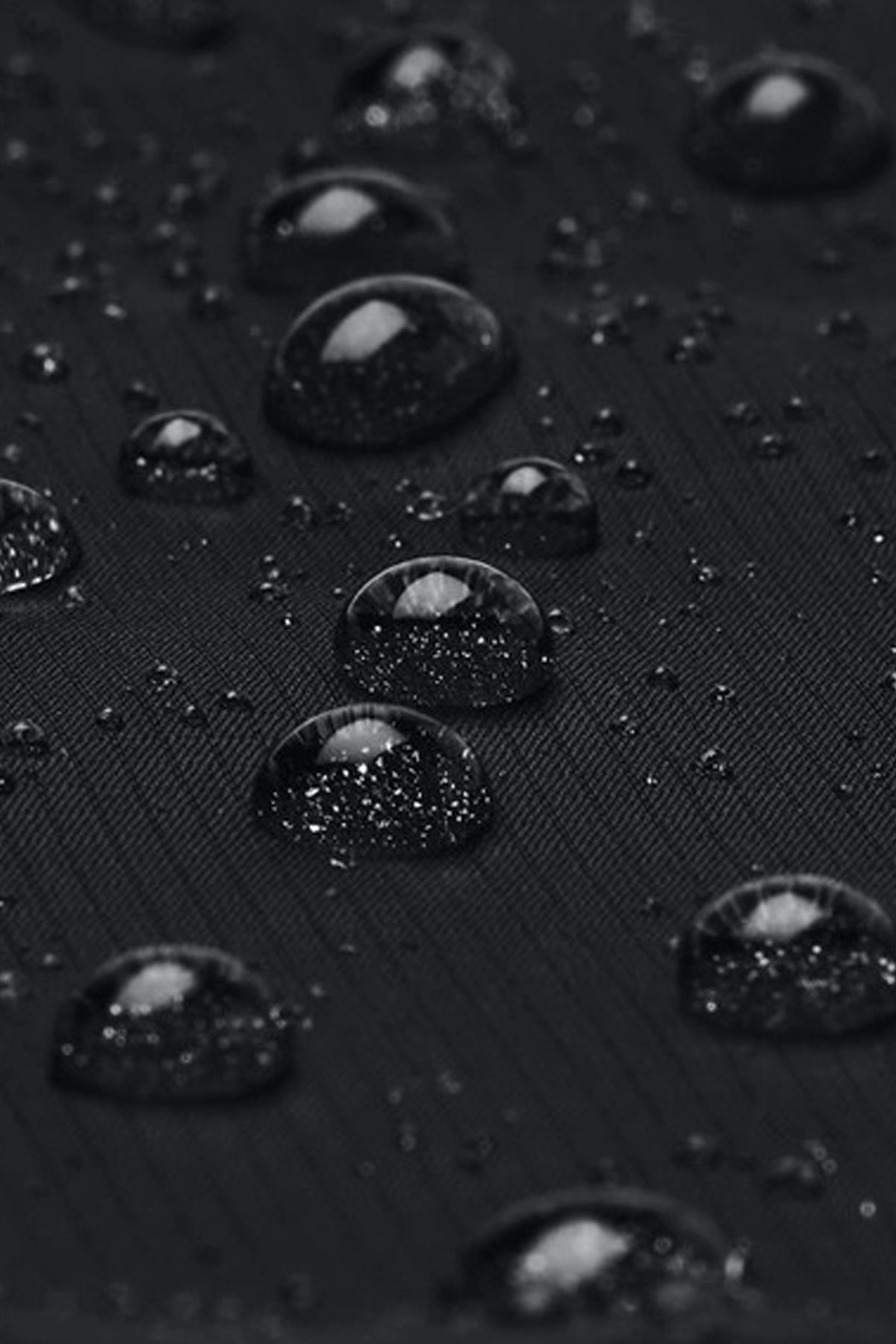 Under Armour Cloudstrike Kadın Yağmurluk Siyah