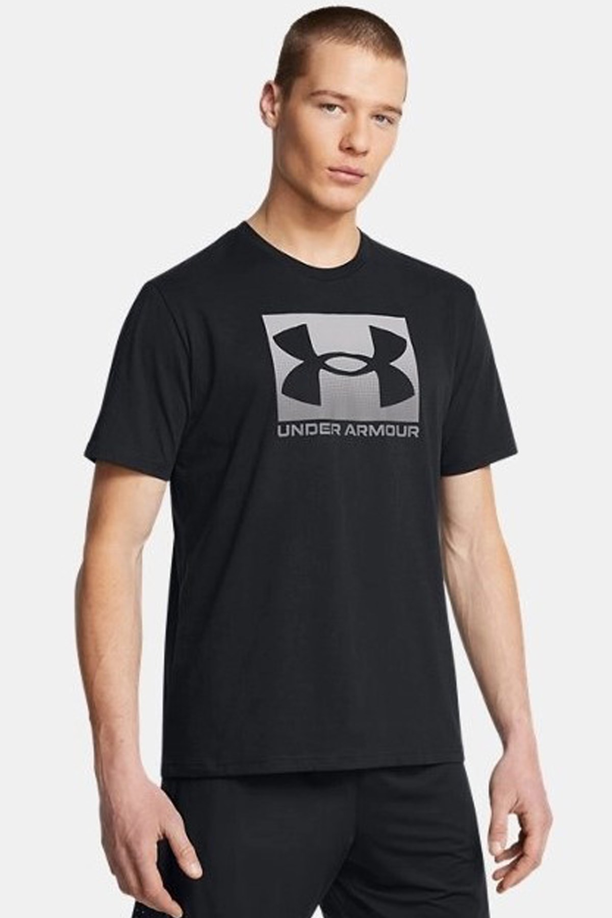 Under Armour Boxed Sports Erkek Tişört 1386793-001 Siyah