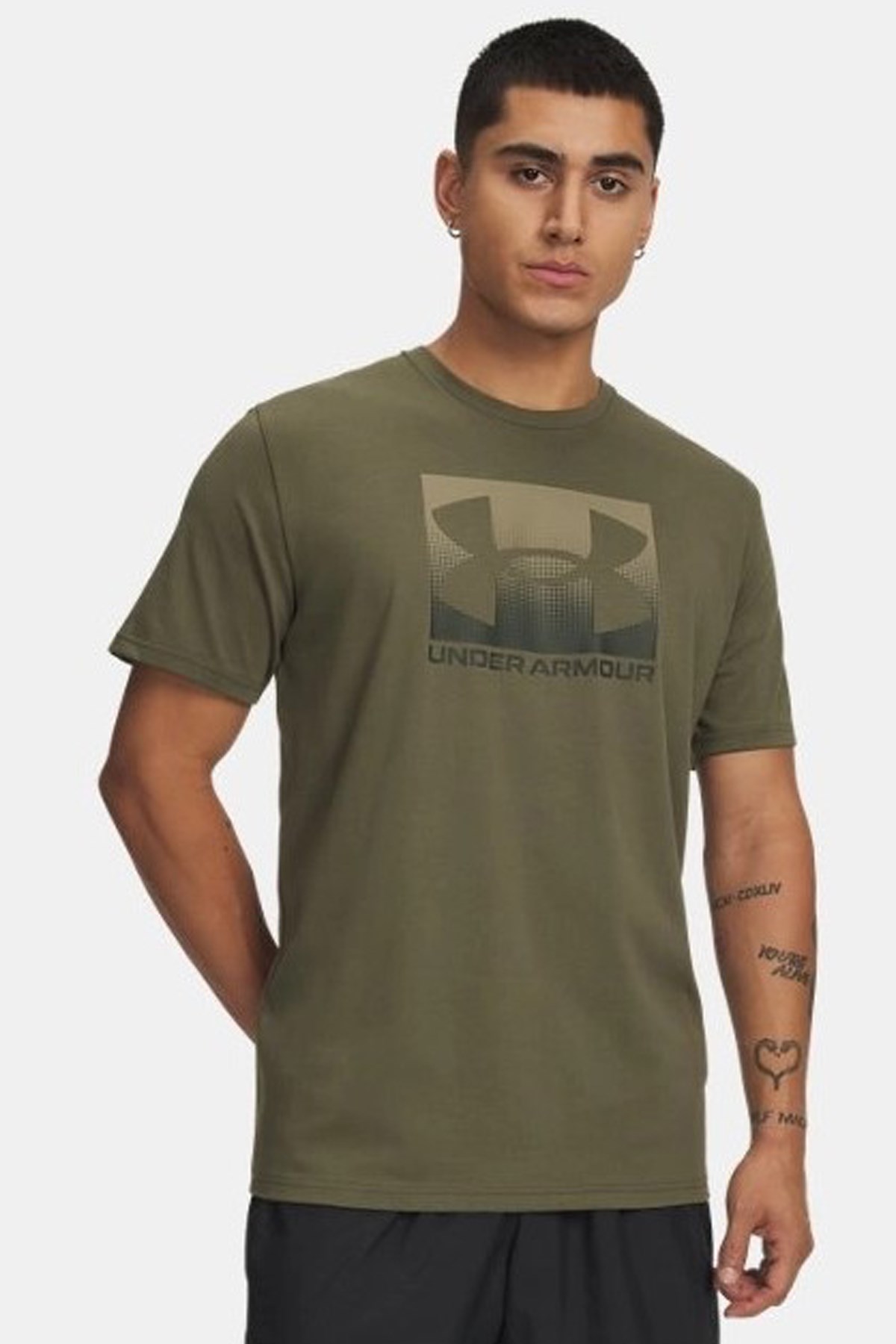 Under Armour Boxed Sports Erkek Tişört 1386793-390 Haki