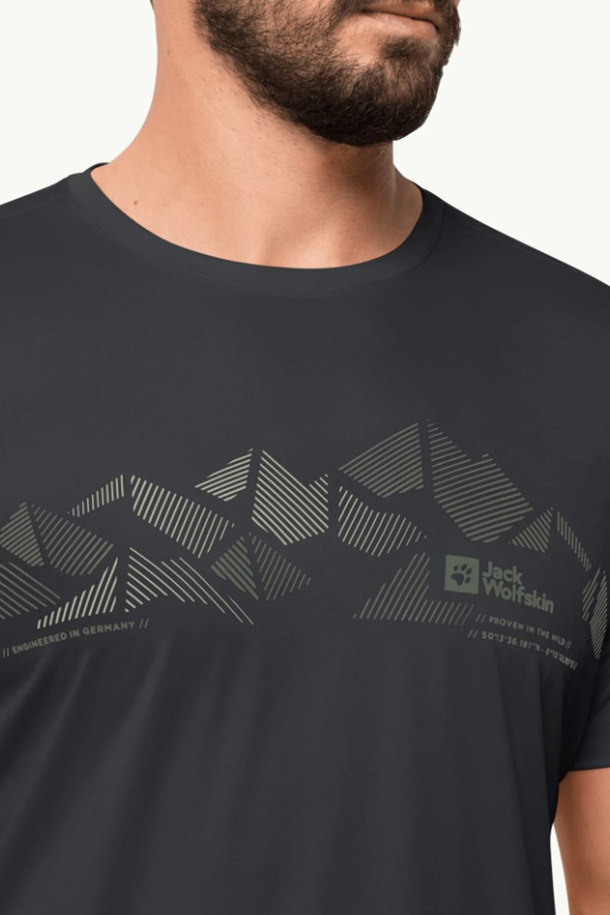Jack Wolfskin Peak Graphic Erkek Tişört 1807183-6350 Antrasit