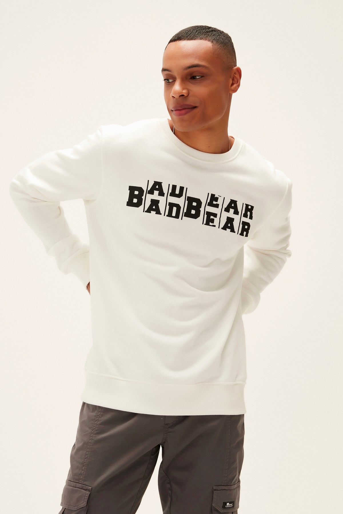 Bad Bear Counter Erkek Sweatshirt 22.02.12.009 Beyaz