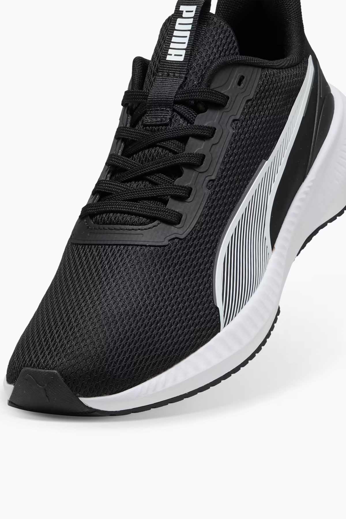Puma Flyer Lite 3 Erkek Spor Ayakkabı 31079701 Siyah