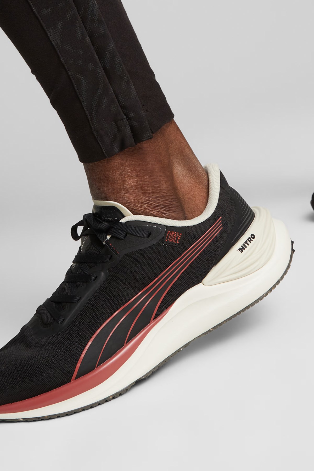 Puma Electrify Nitro 3 Erkek Koşu Ayakkabı 37845701 Siyah