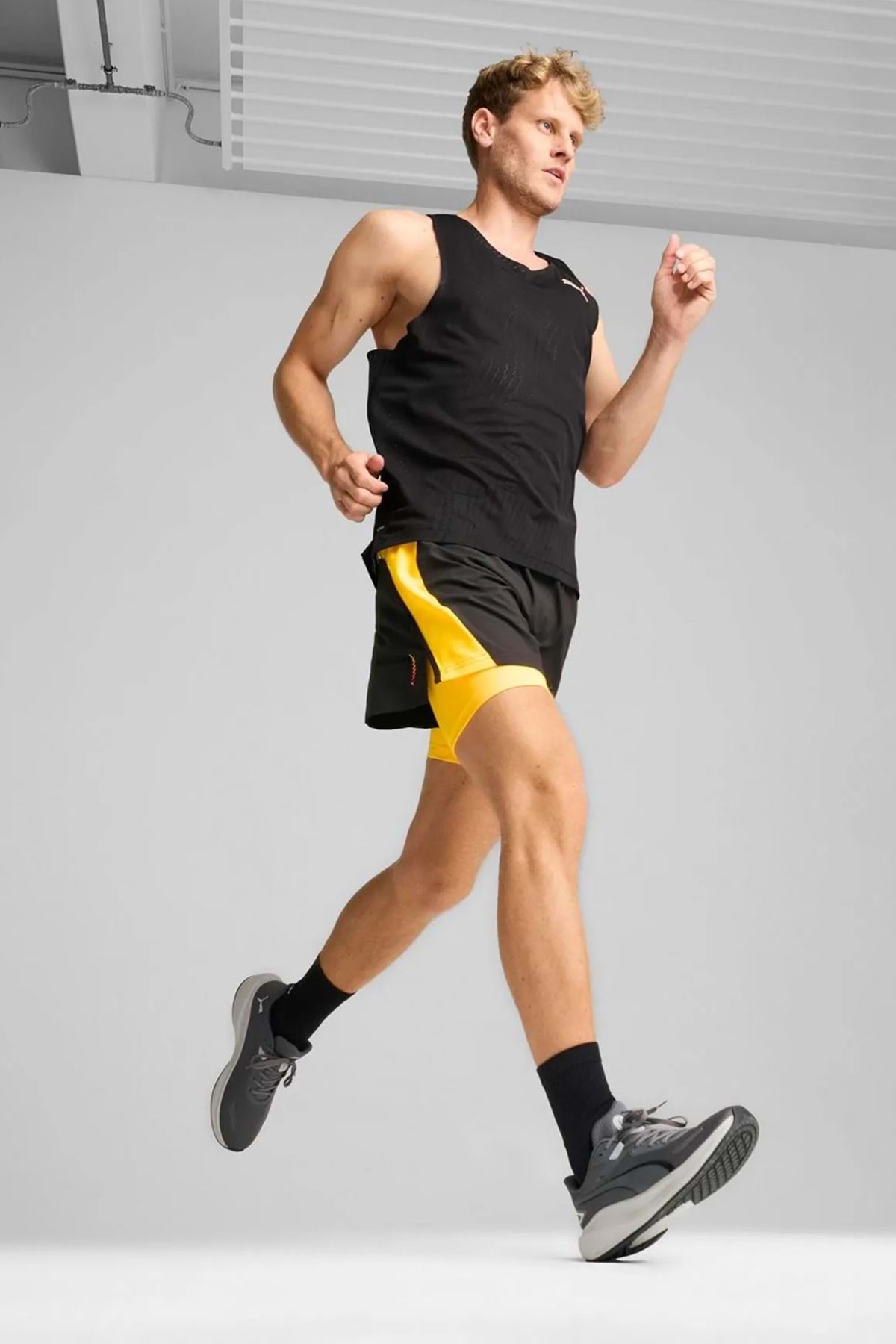 Puma Skyrocket Lite Erkek Spor Ayakkabı 37943722 Antrasit