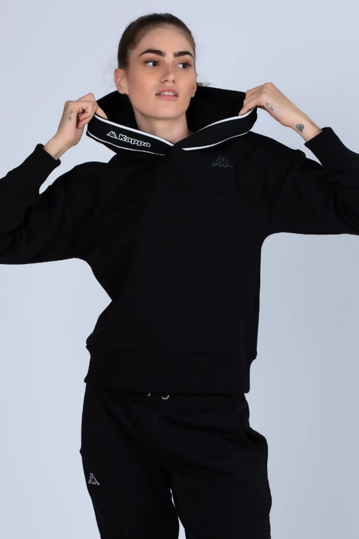 Kappa Logo Tape Daven Kadın Sweatshirt 381K5CW Siyah
