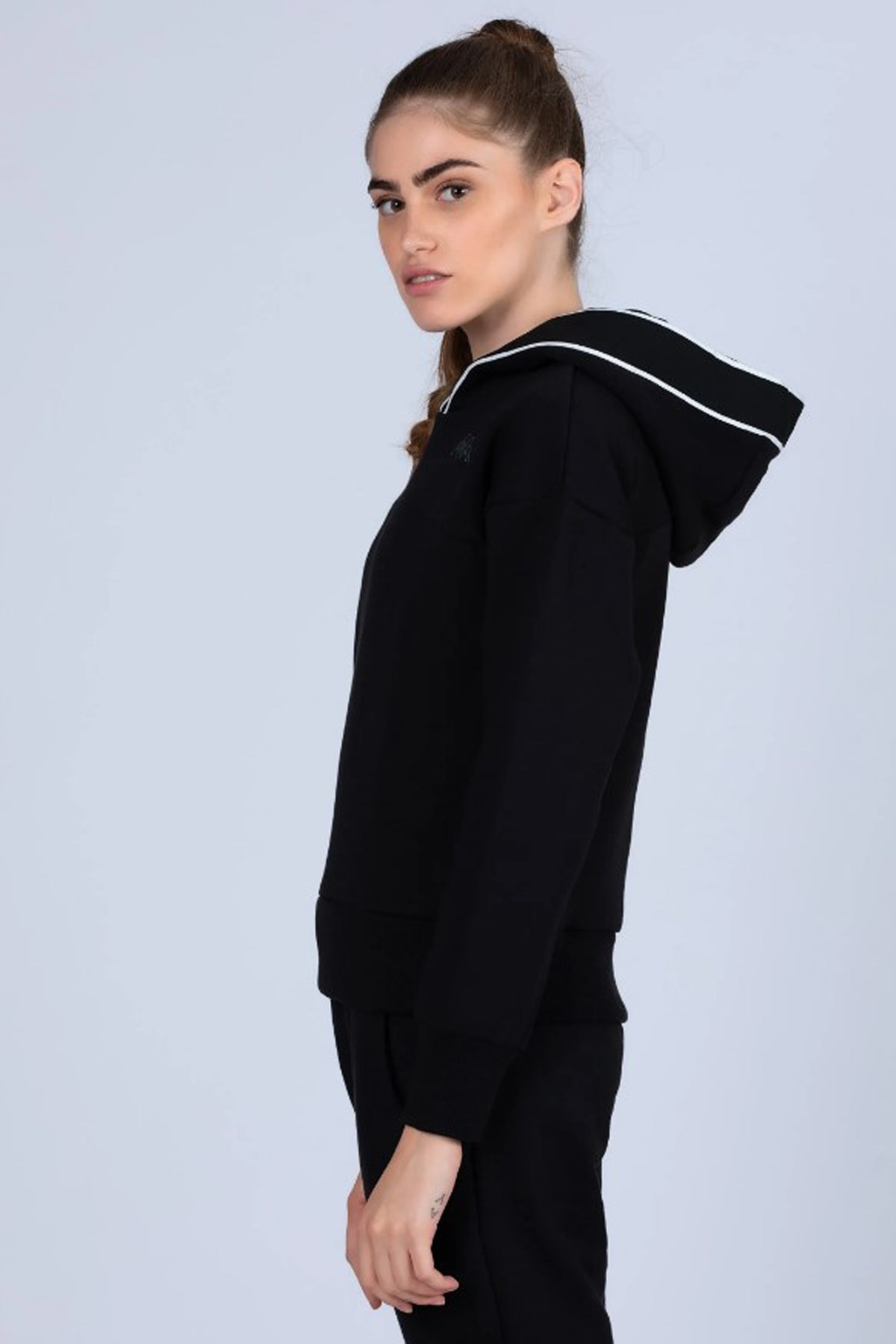 Kappa Logo Tape Daven Kadın Sweatshirt 381K5CW Siyah