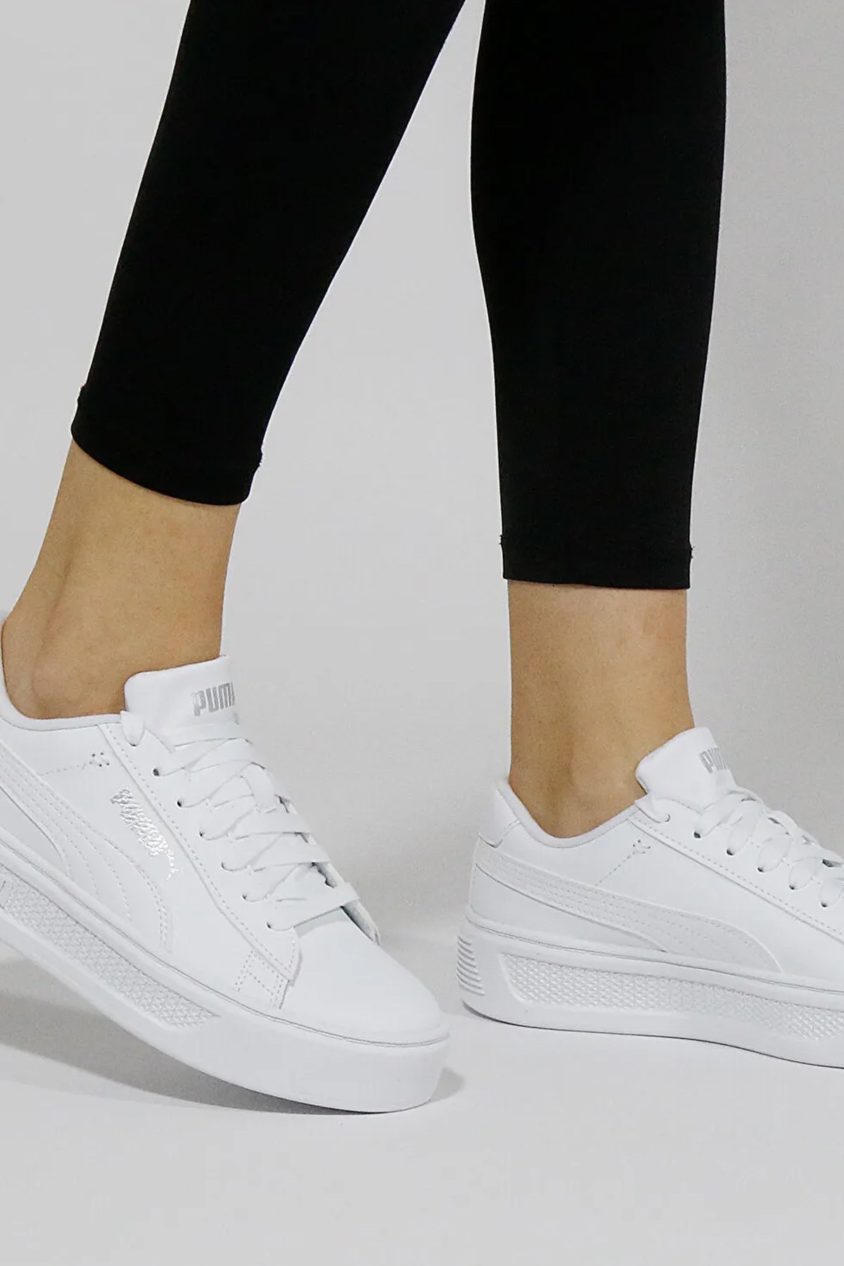Puma Smash Platform V3 Kadın Spor Ayakkabı 39075801 Beyaz