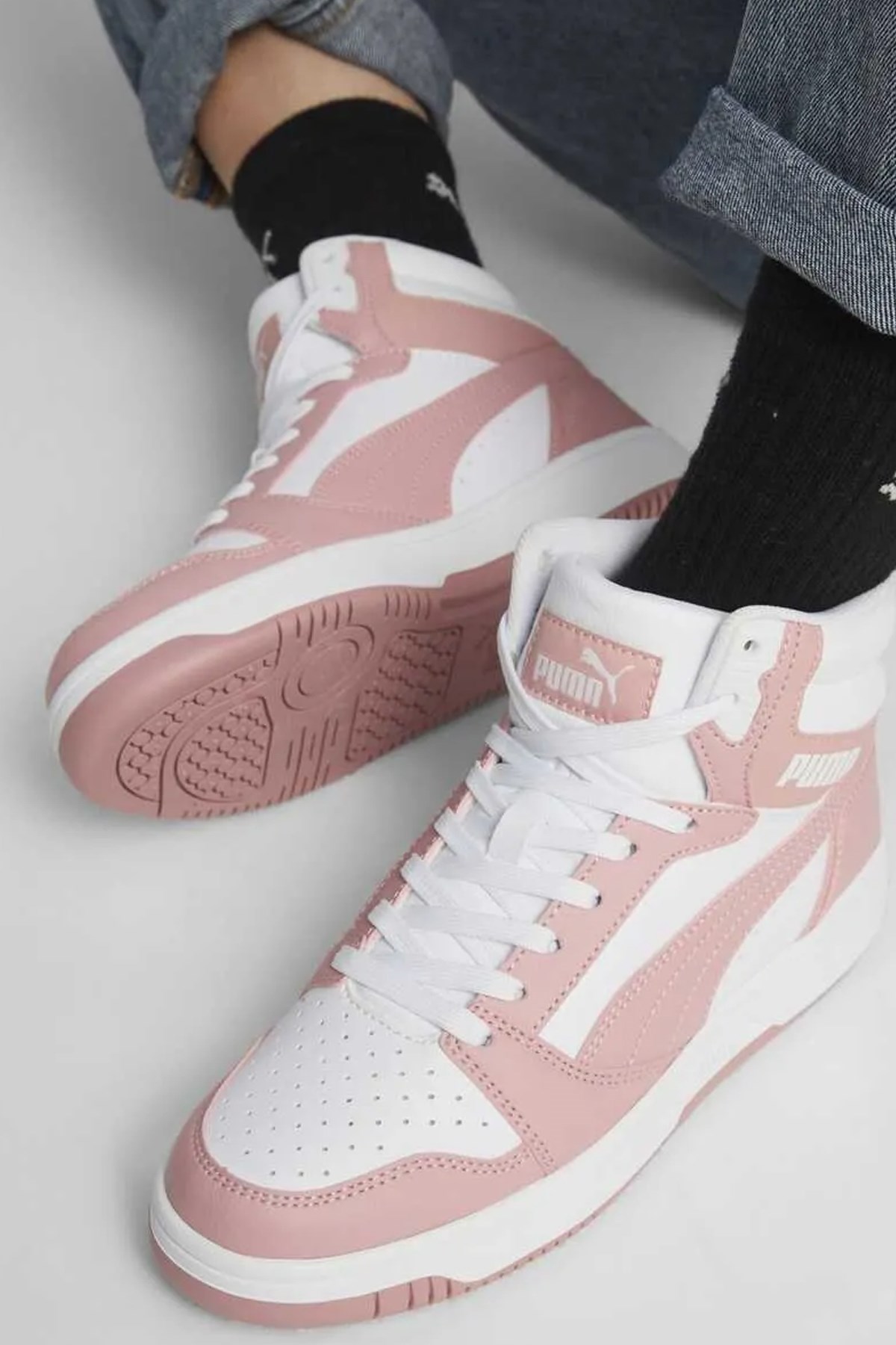 Puma Rebound V6 Unisex Spor Ayakkabı 39232611 Pembe