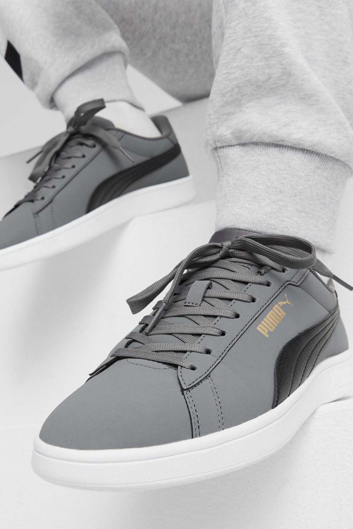 Puma Smash 3.0 Buck Unisex Spor Ayakkabı 39233602 Gri