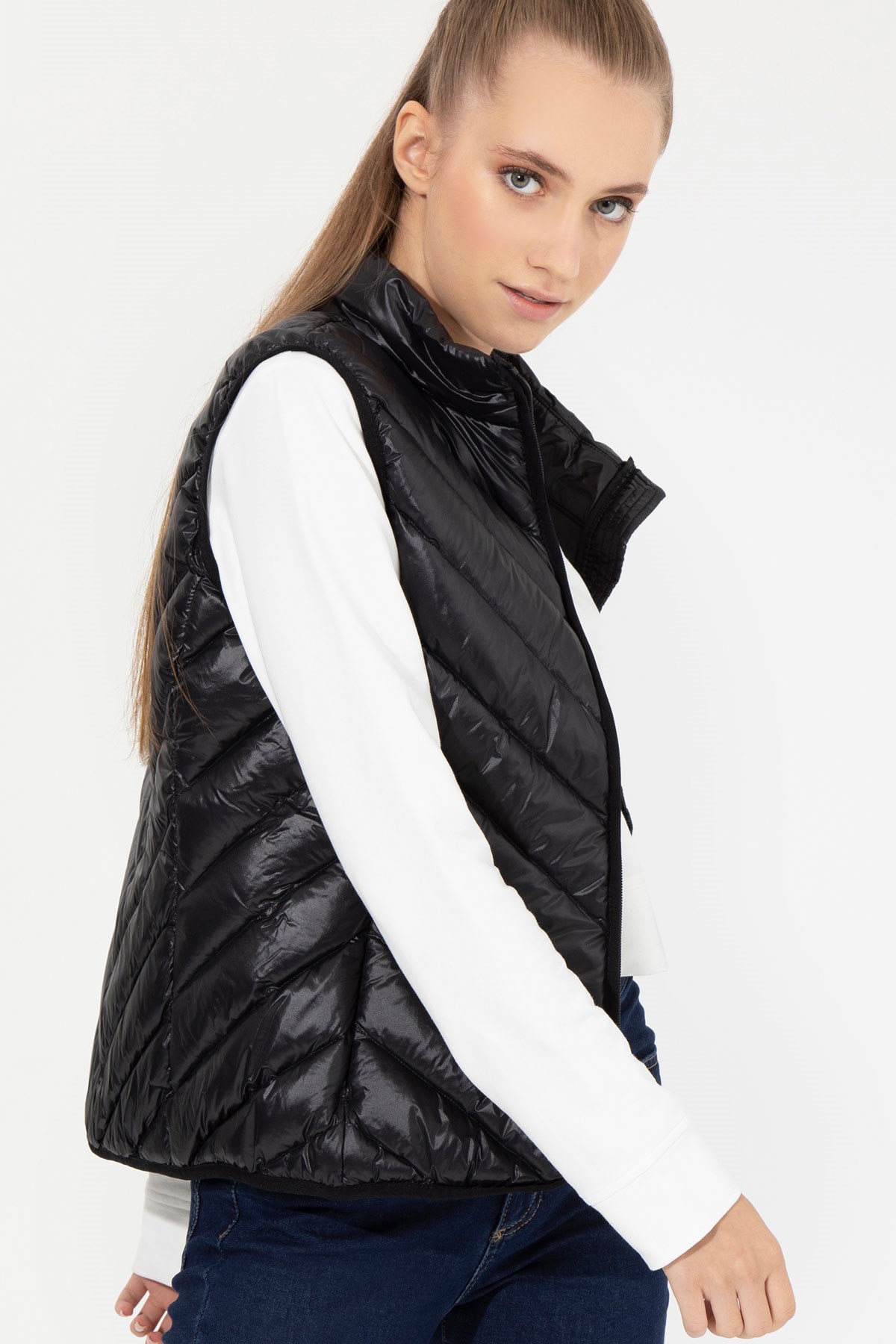 U.S. Polo Assn. Kadın Yelek 50254455-VR046 Siyah