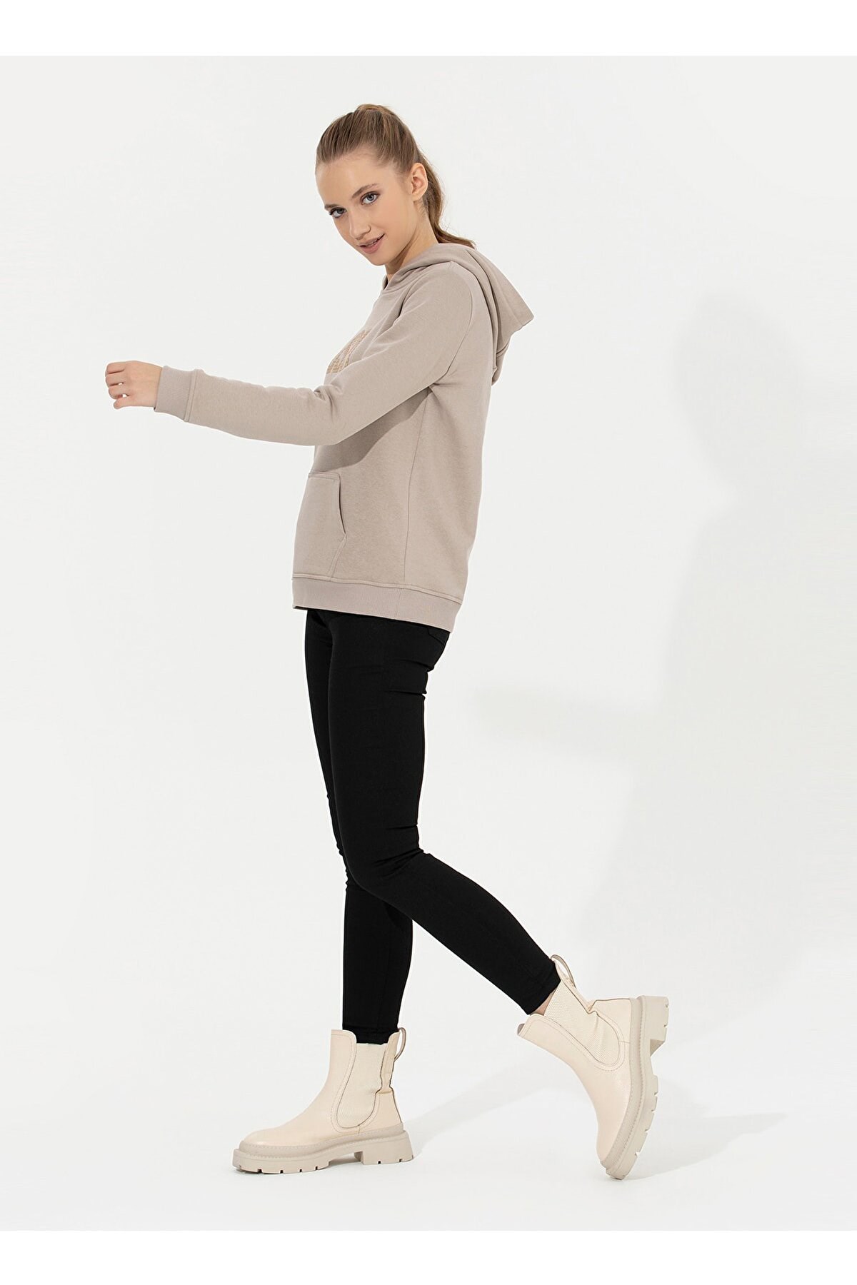 U.S. Polo Assn. Kadın Sweatshirt 50256249-VR049 Gri