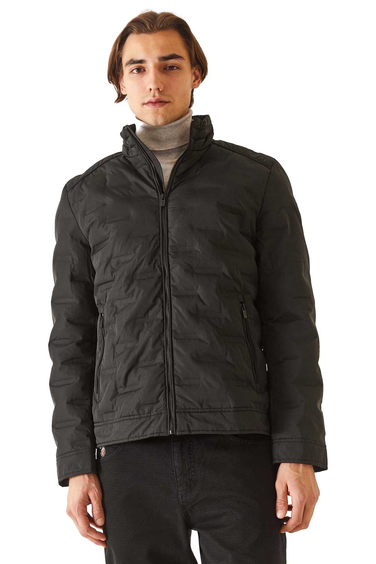 U.S. Polo Assn. Erkek Mont 50269808-VR046 Siyah