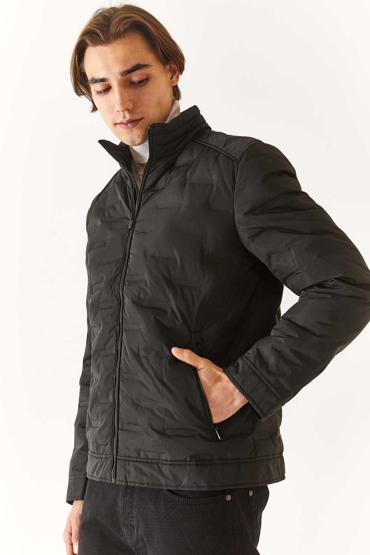 U.S. Polo Assn. Erkek Mont 50269808-VR046 Siyah