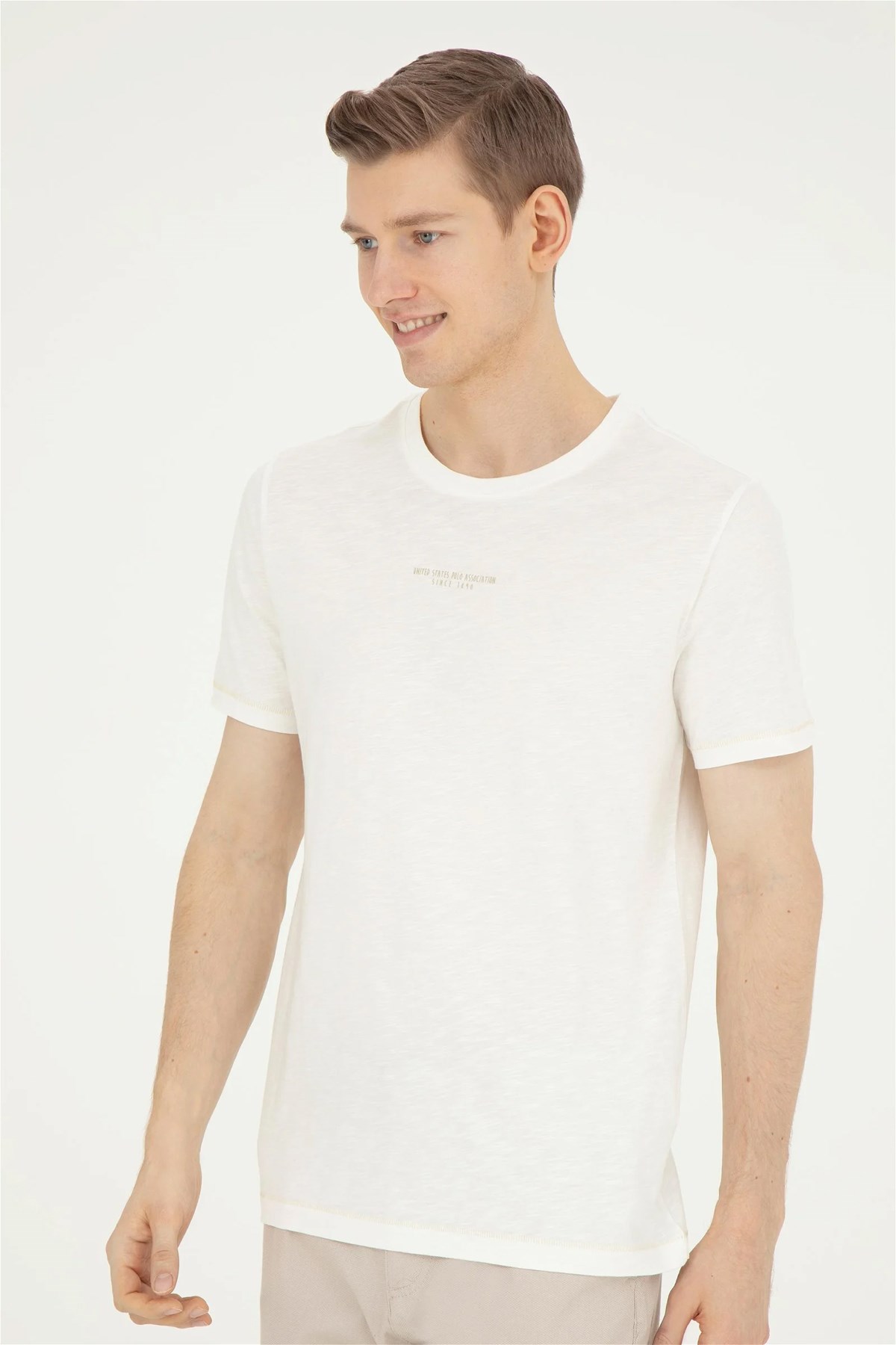 U.S. Polo Assn. Erkek Regular Tişört 50281052-VR019 Ekru