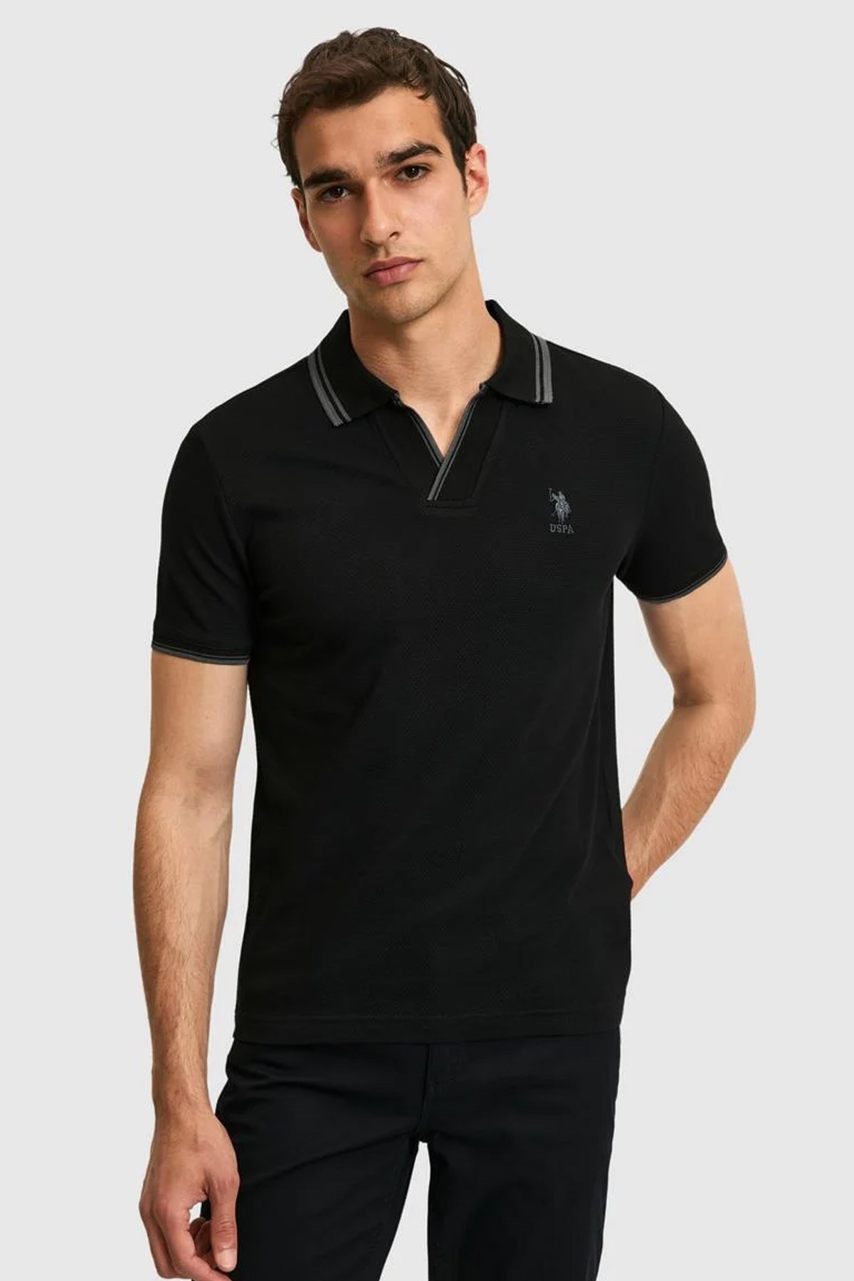 U.S. Polo Assn. Erkek Tişört 50323894-VR046 Siyah