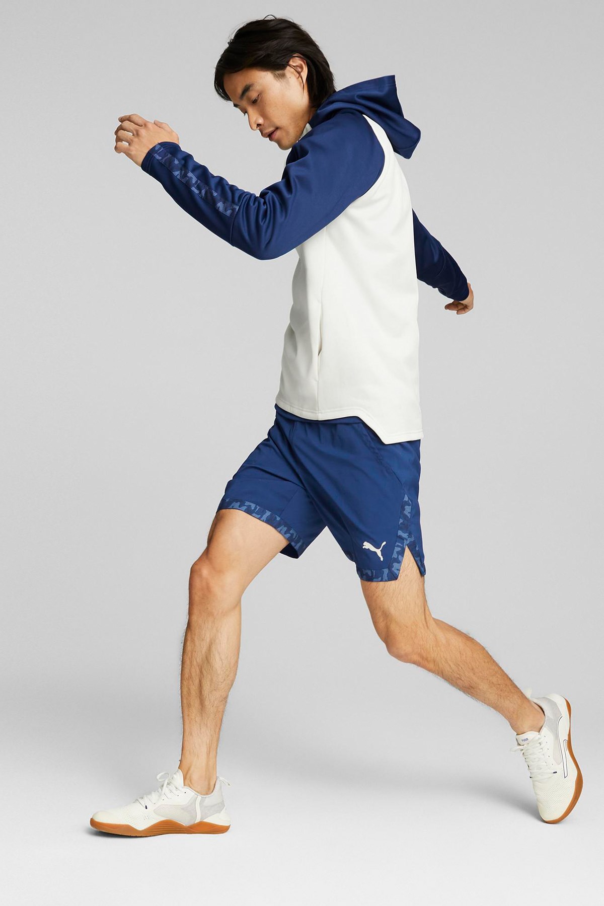 Puma Train Erkek Kapüşonlu Sweatshirt 52214065 Mavi