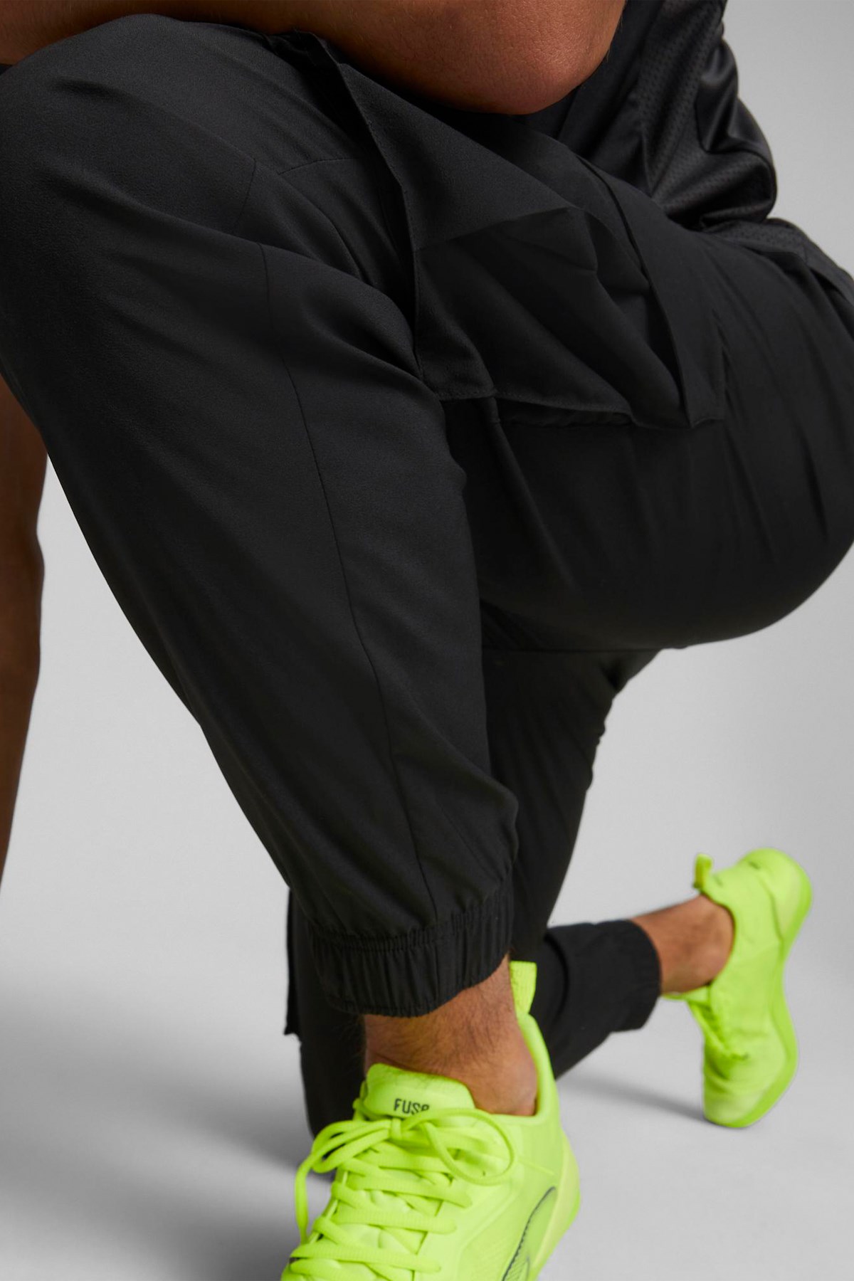Puma Train Fav Woven Cargo Erkek Eşofman Altı 52235701 Siyah