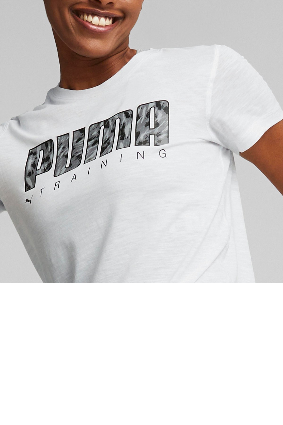 Puma Performance Logo Kadın Tişört 52251302 Beyaz