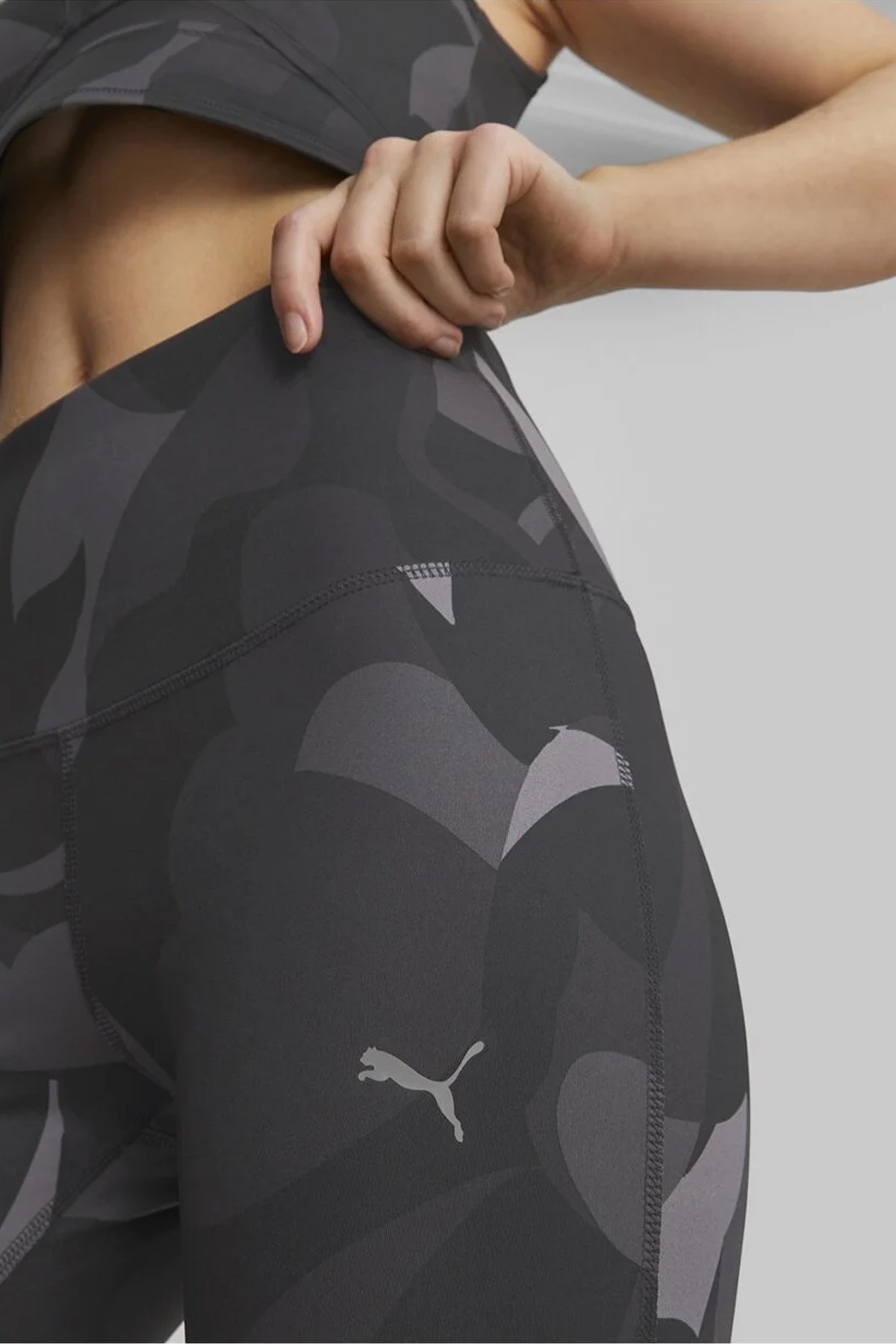 Puma Studio Aop Trend Kadın Tayt 52314451 Siyah