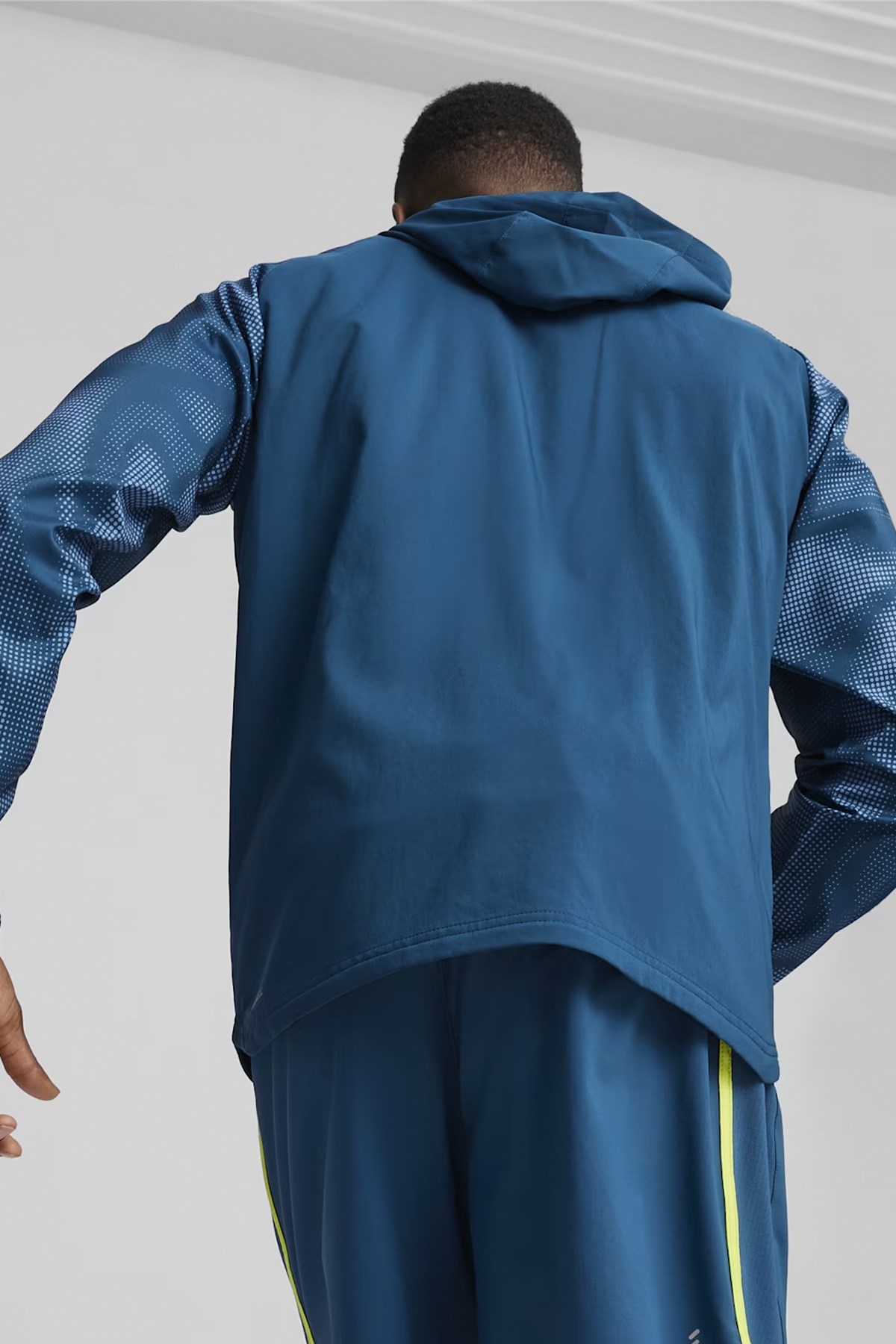 Puma Run Fav Aop Woven Erkek Sweatshirt 52422121 Mavi
