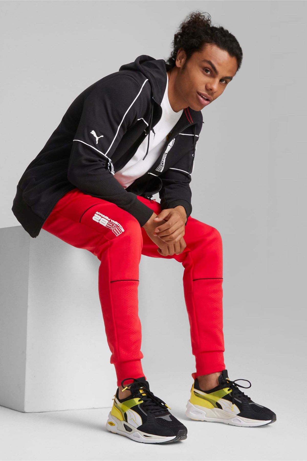 Puma Ferrari Race Hdd Erkek Sweatshirt 53582901 Siyah