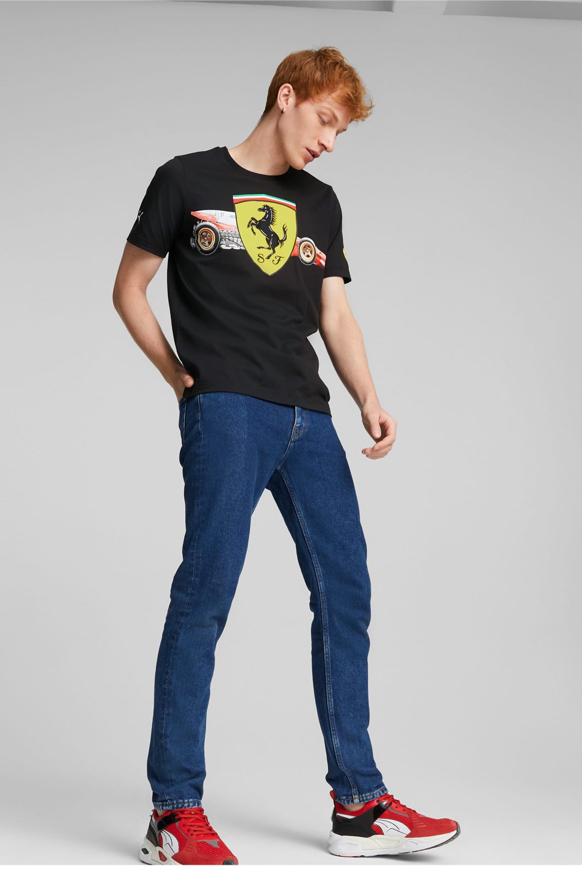 Puma Ferrari Race Her Shield Erkek Tişört 53585101 Siyah