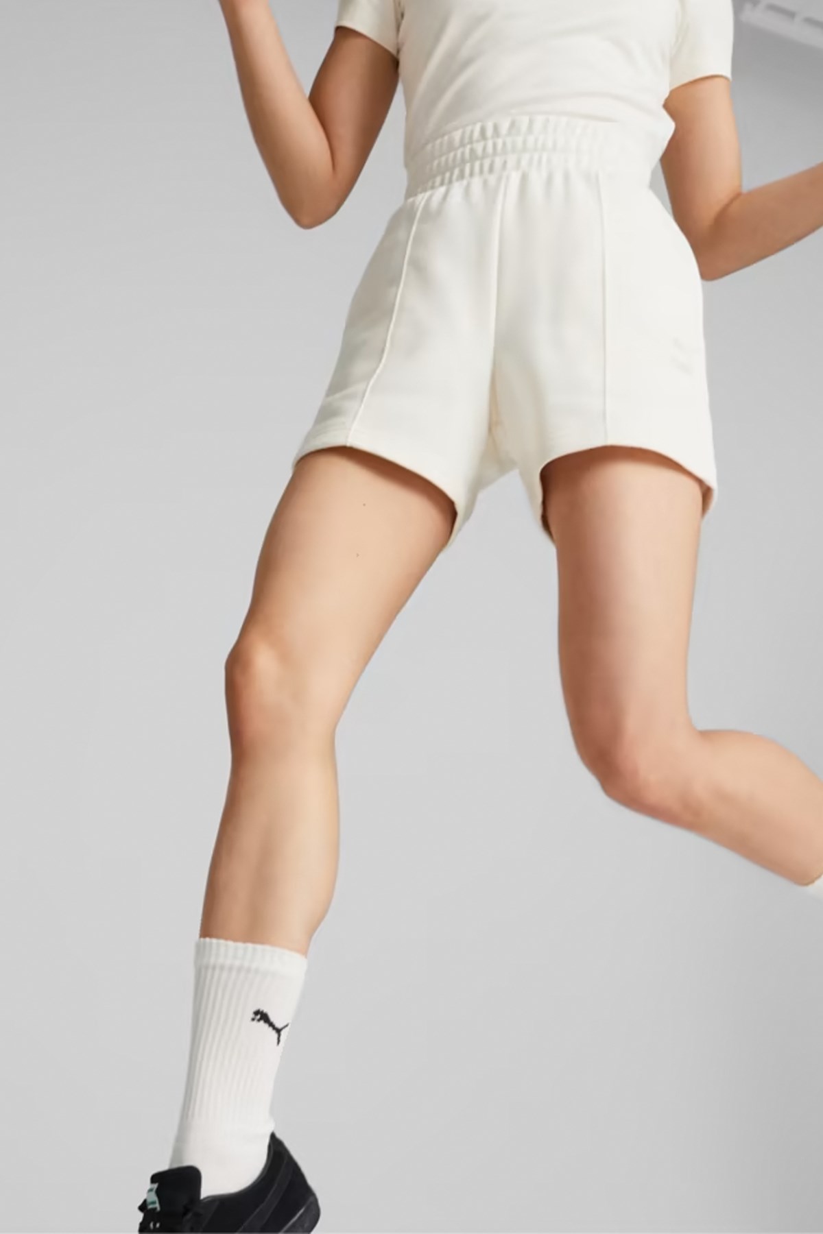 Puma Classics Kadın Şort 53807799 Beyaz