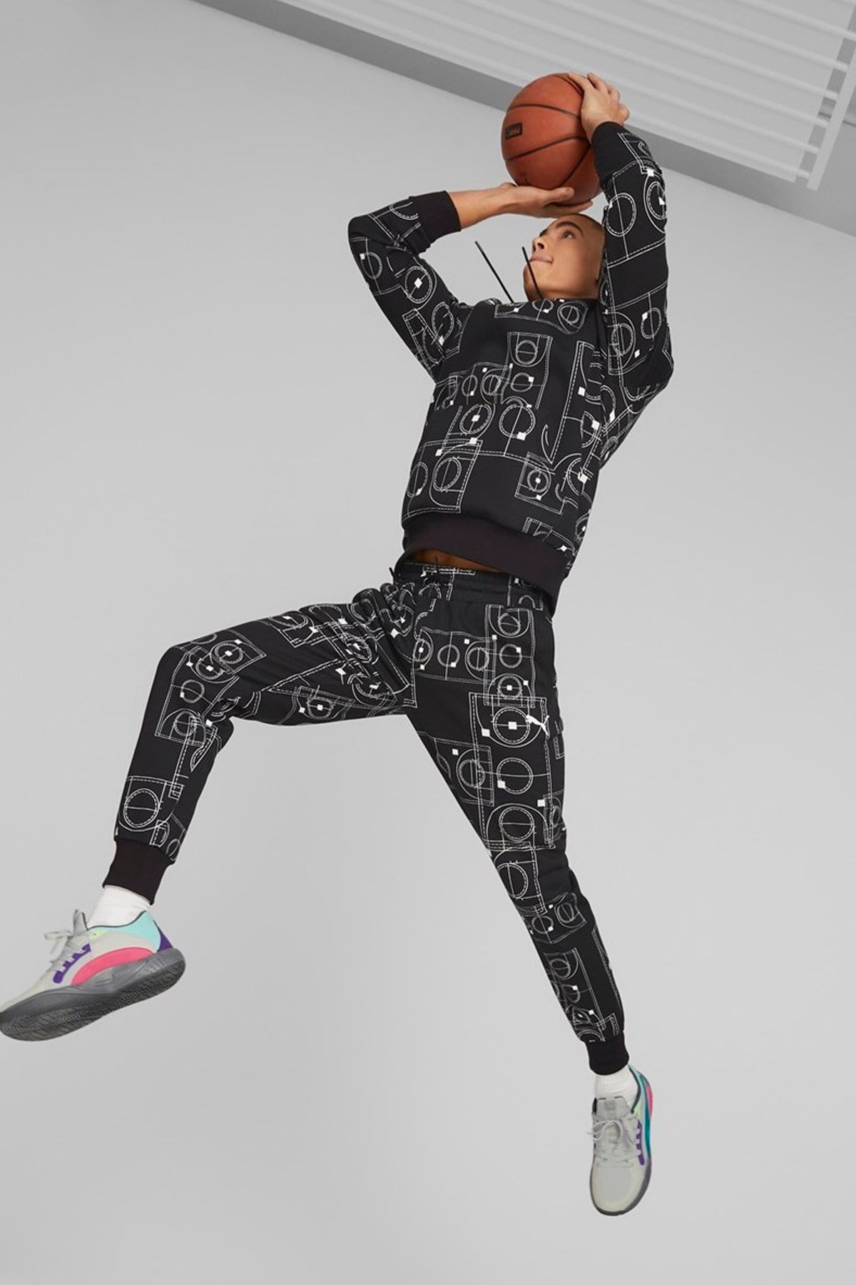 Puma Courtside Booster Erkek Eşofman Altı 53855901 Siyah