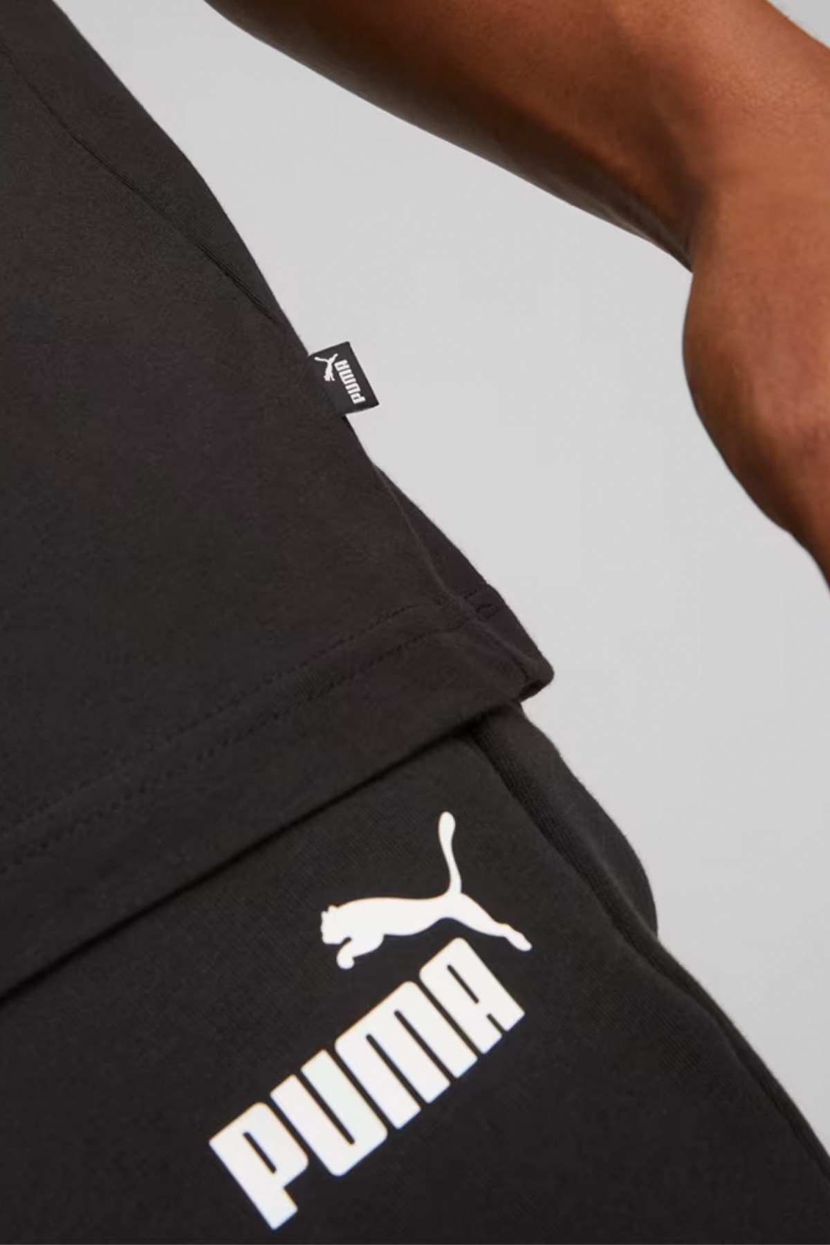 Puma Ess Small Logo Erkek Tişört 58666801 Siyah