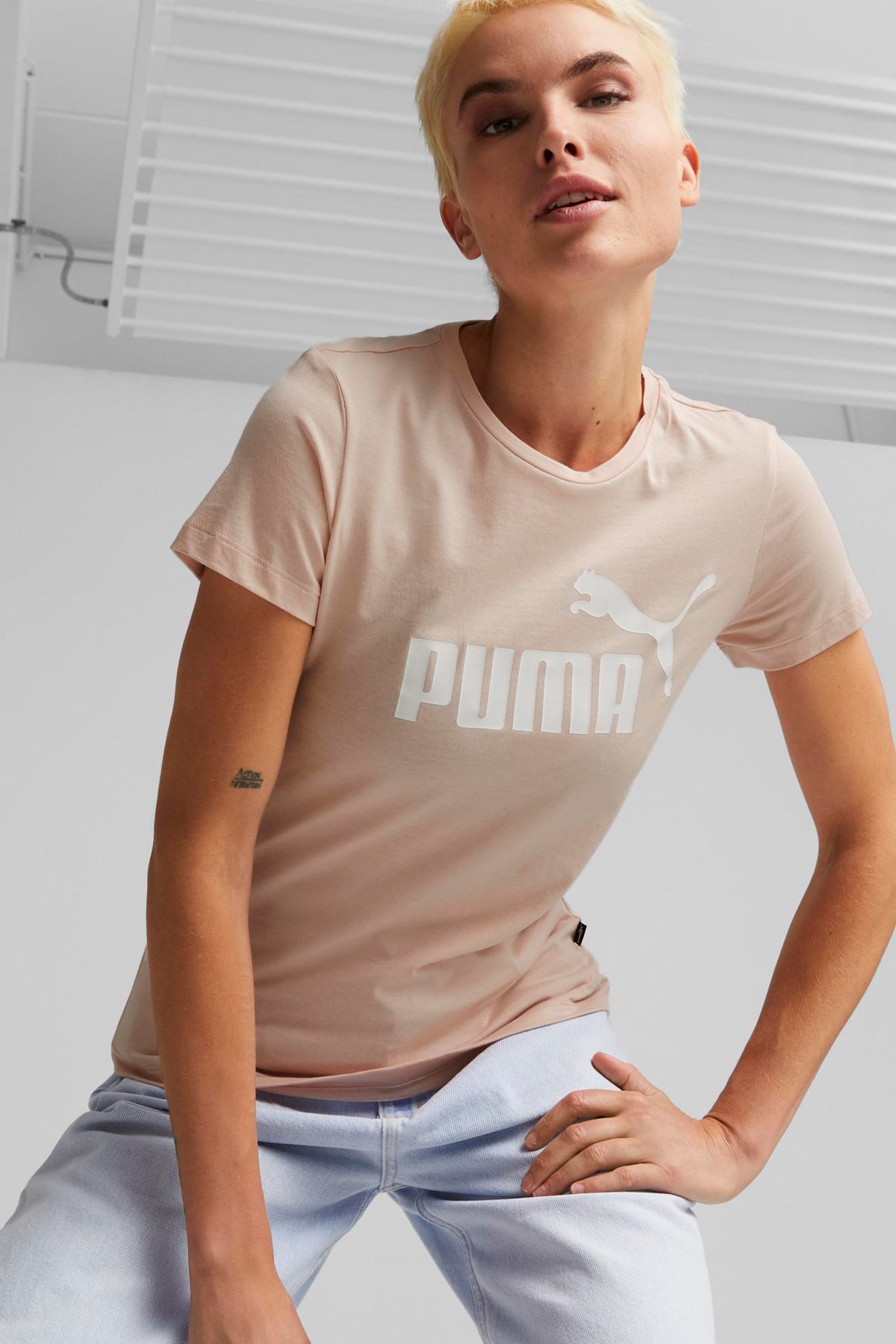 Puma Ess Logo Kadın Tişört 58677547 Pembe