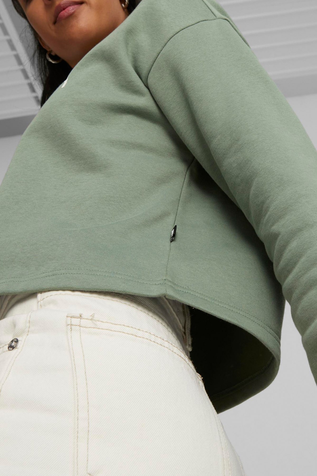 Puma Ess Cropped Logo Kadın Sweatshirt 58686948 Yeşil